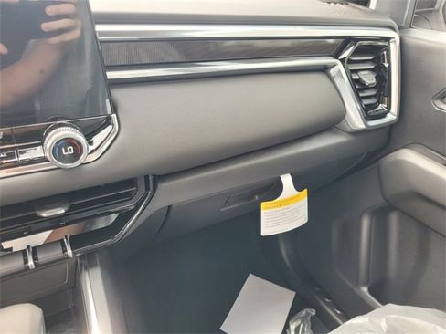 New 2026 GMC Canyon Elevation w/ Convenience Package image 24