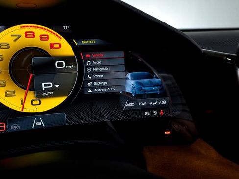 Certified 2026 Ferrari Roma Spider RWD image 37