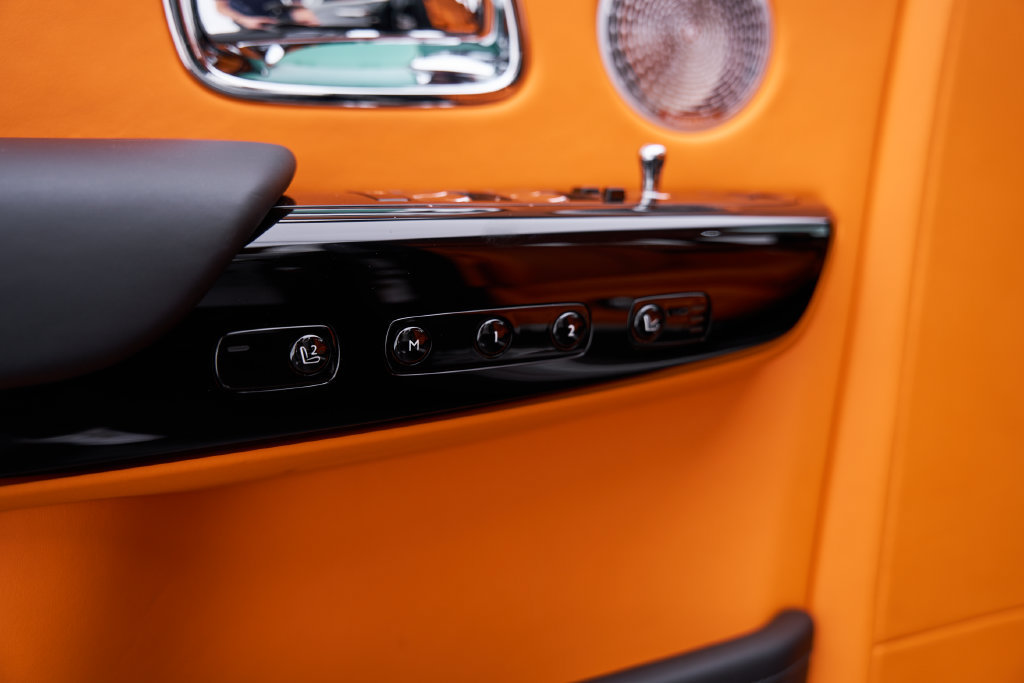 Used 2026 Rolls-Royce Phantom Sedan RWD image 55