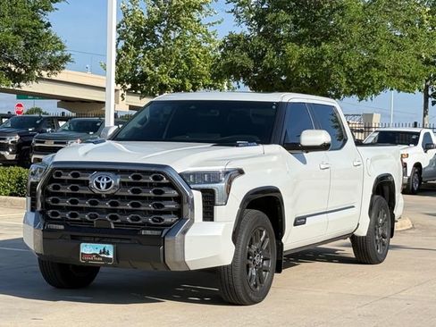 Used 2024 Toyota Tundra Platinum AWD/4WD image 7