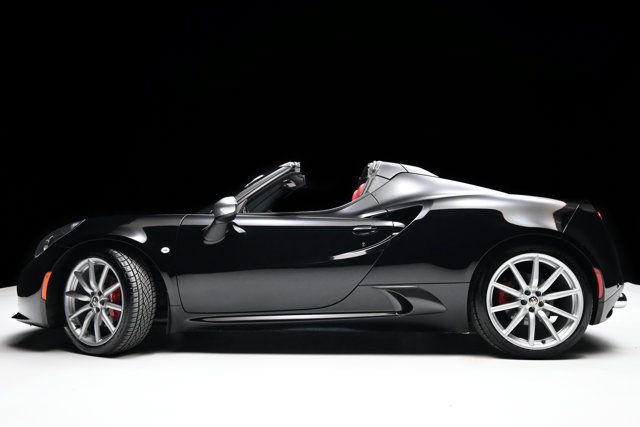 Used 2016 Alfa Romeo 4C Spider RWD image 18
