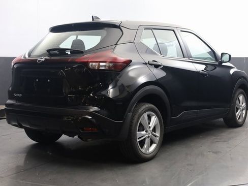 Certified 2024 Nissan Kicks S image 5