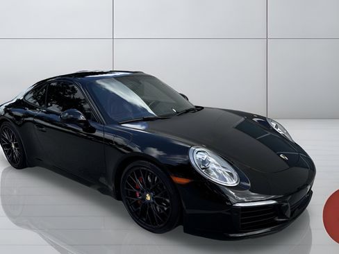 Used 2017 Porsche 911 Carrera S RWD image 8