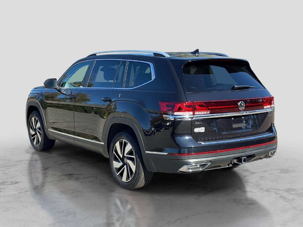 Certified 2024 Volkswagen Atlas SEL AWD/4WD image 3