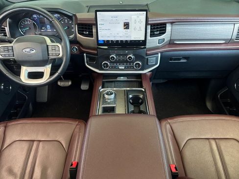 Used 2022 Ford Expedition Max Limited RWD image 15