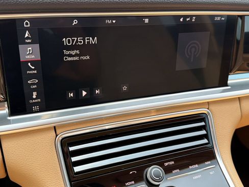 Certified 2018 Porsche Panamera 4S AWD/4WD image 21