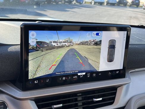 Used 2026 Ford Explorer Active image 19