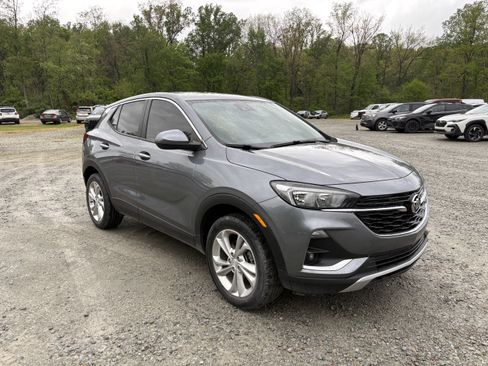 Used 2022 Buick Encore GX Preferred w/ Cold Weather Comfort Package AWD/4WD image 4