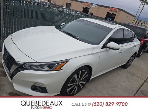 Used 2021 Nissan Altima 2.5 Platinum image 1