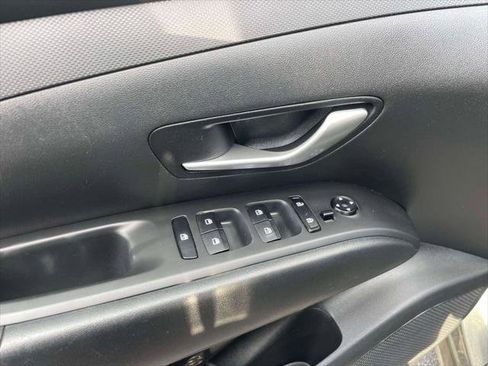 Used 2024 Hyundai Tucson Blue image 16