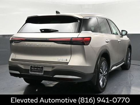 Certified 2026 INFINITI QX60 Luxe w/ Cargo Package AWD/4WD image 4