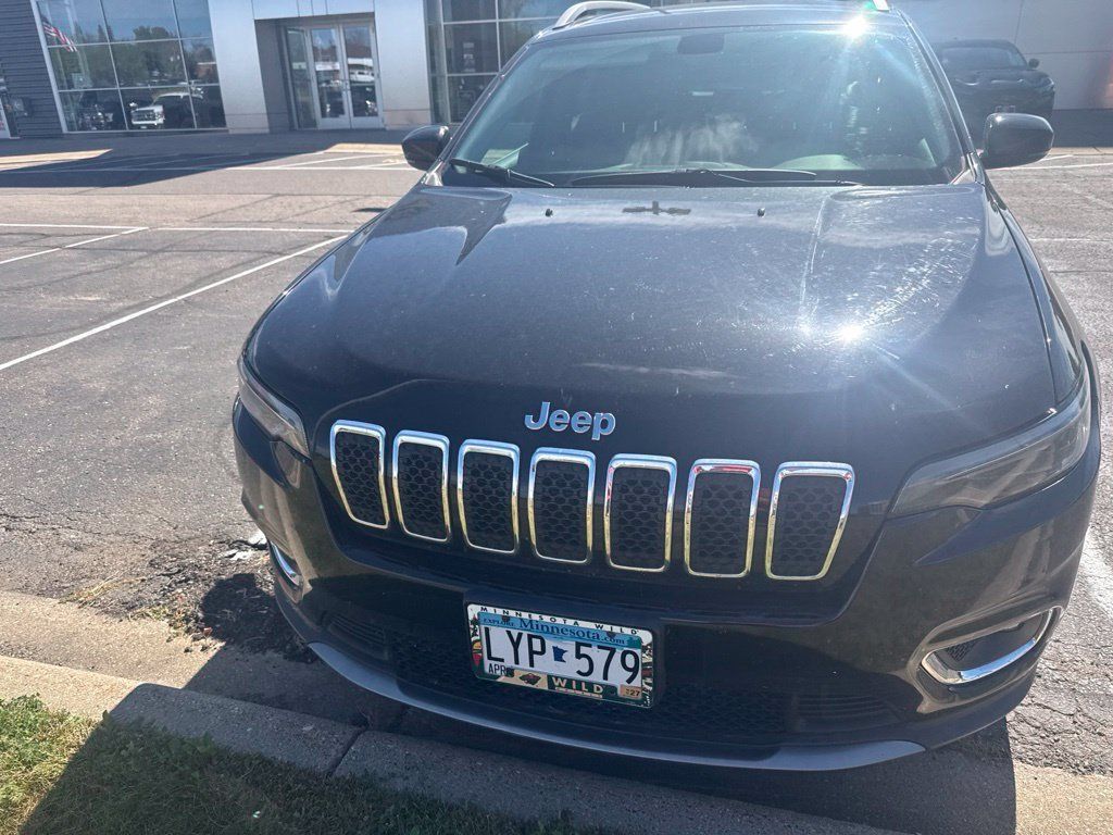 Used 2020 Jeep Cherokee Limited AWD/4WD image 3