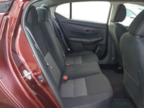 Used 2024 Nissan Sentra SV image 19