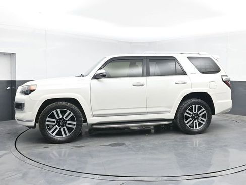 Used 2016 Toyota 4Runner Limited image 11