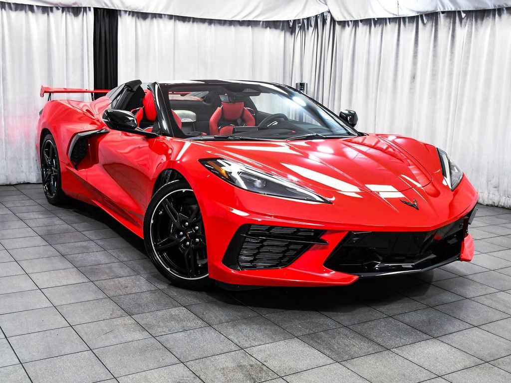 Used 2024 Chevrolet Corvette Stingray Preferred Conv w/ 2LT RWD image 3