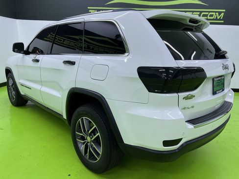 Used 2018 Jeep Grand Cherokee Limited AWD/4WD image 7