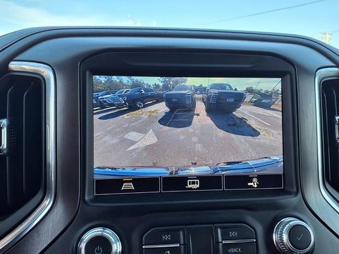 Used 2021 GMC Sierra 1500 AT4 w/ AT4 Preferred Package AWD/4WD image 25