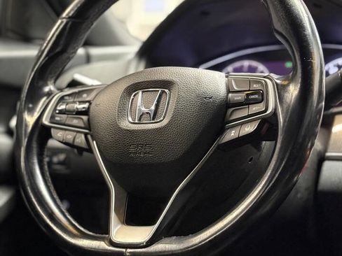 Used 2018 Honda Accord Sport image 17
