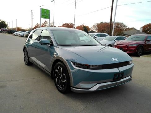 Used 2023 Hyundai Ioniq 5 Limited w/ Cargo Package image 4