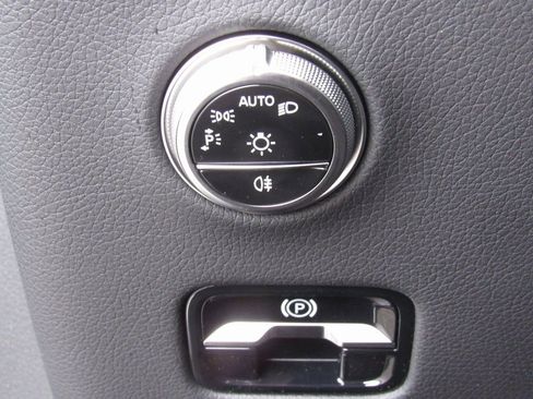 New 2026 Mercedes-Benz GLC 300 4MATIC image 34