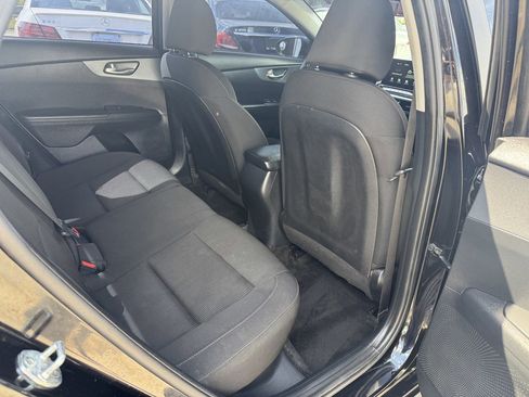 Used 2021 Kia Forte LXS image 15