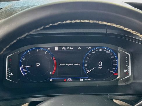 Certified 2022 Volkswagen Taos SEL AWD/4WD image 15