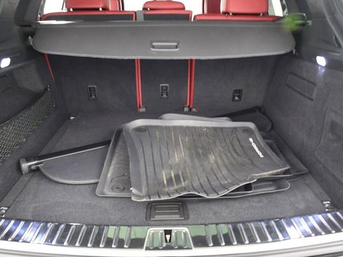 Used 2020 Porsche Cayenne S image 24