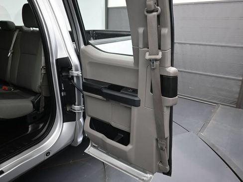 Used 2018 Ford F150 XL w/ Equipment Group 101A Mid AWD/4WD image 24