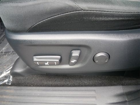 Certified 2024 Toyota 4Runner SR5 image 15