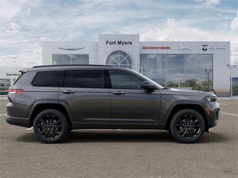 New 2026 Jeep Grand Cherokee L Limited AWD/4WD image 21
