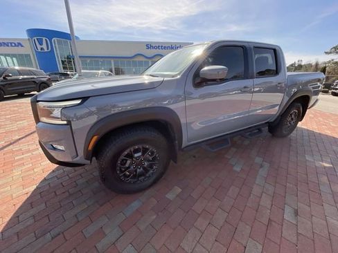 Used 2023 Nissan Frontier PRO-4X w/ Pro-4X Premium Package AWD/4WD image 29