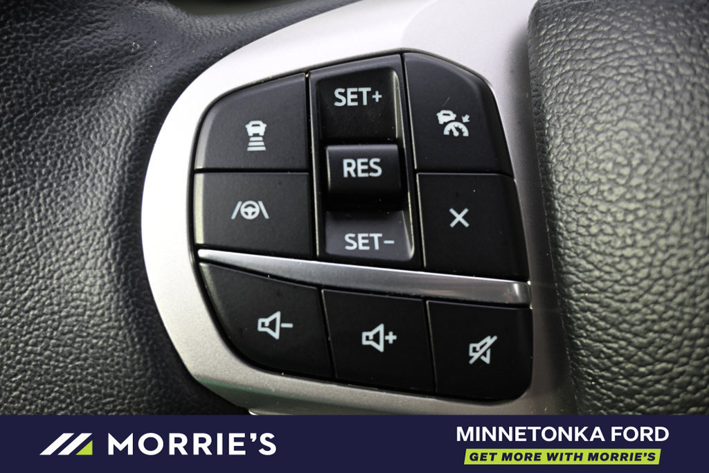 Used 2023 Ford Explorer XLT w/ Equipment Group 202A AWD/4WD image 35