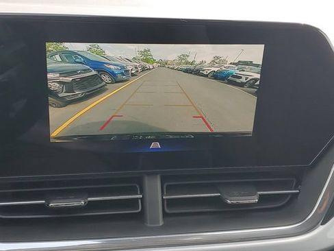 Certified 2024 Chevrolet Trax LT w/ Driver Confidence Package FWD image 25