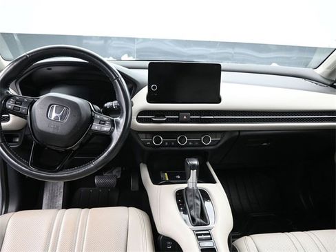 Certified 2024 Honda HR-V EX-L image 10