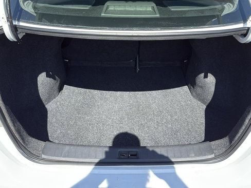 Used 2015 Nissan Sentra SV w/ Style Package FWD image 12