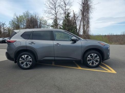 Certified 2023 Nissan Rogue SV AWD/4WD image 8