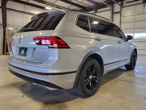 Used 2019 Volkswagen Tiguan SEL Premium R-Line FWD image 5