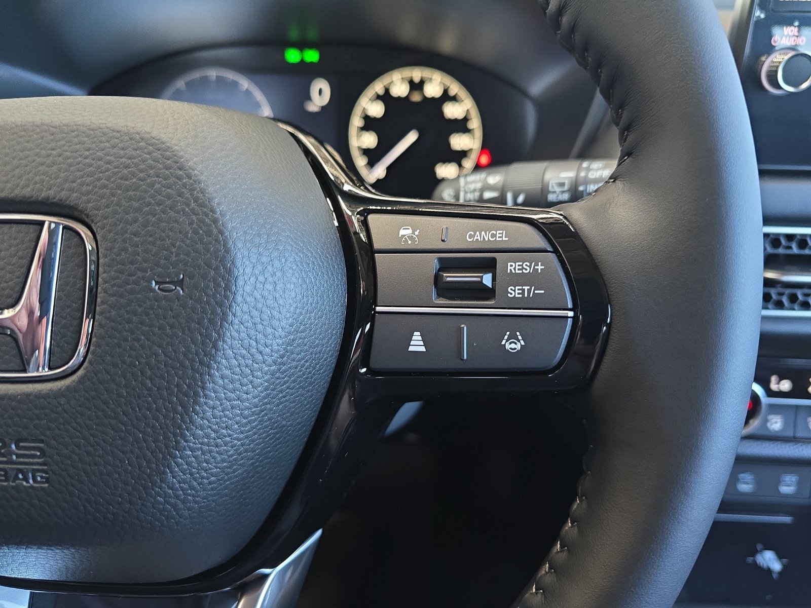 New 2027 Honda HR-V EX-L image 17