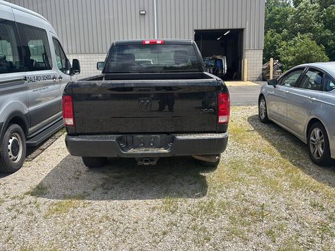 Used 2021 RAM 1500 Classic Tradesman AWD/4WD image 4