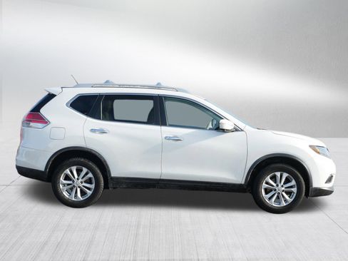 Used 2014 Nissan Rogue SV w/ SV Premium Package image 8