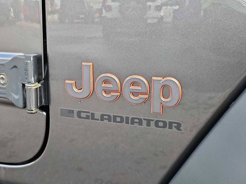 Used 2023 Jeep Gladiator Mojave w/ Trailer Tow Package image 12