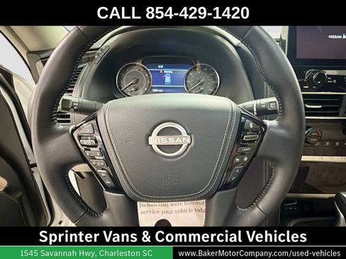 Used 2024 Nissan Armada Platinum w/ Captain's Chairs Package RWD image 12