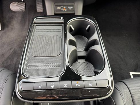 New 2025 Hyundai Ioniq 5 SEL image 26