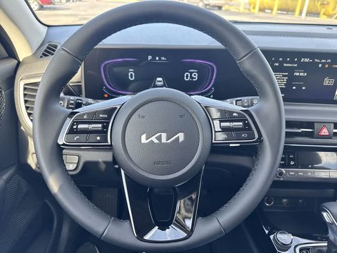 New 2026 Kia Seltos S image 14