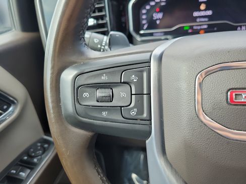Used 2024 GMC Sierra 1500 SLT w/ SLT Premium Plus Package AWD/4WD image 20