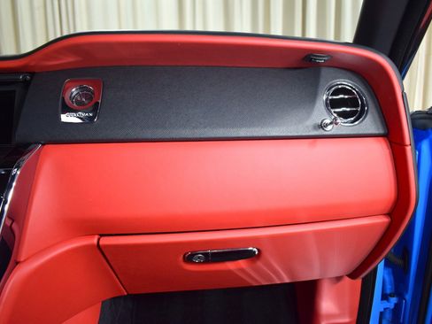 Certified 2022 Rolls-Royce Cullinan w/ Dynamic Package image 27