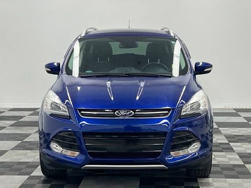 Used 2016 Ford Escape Titanium w/ Equipment Group 301A FWD image 2