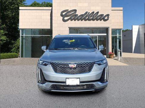 Certified 2025 Cadillac XT6 Premium Luxury image 8