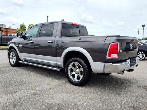 Used 2014 RAM 1500 Laramie w/ Convenience Group image 4