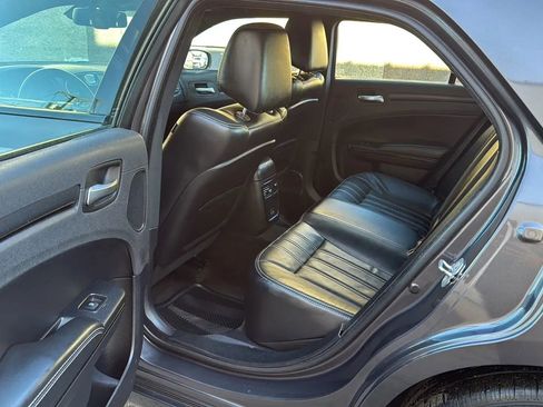 Used 2016 Chrysler 300 S RWD image 26